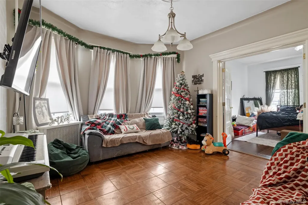 85-83 88th Street Woodhaven NY 11421