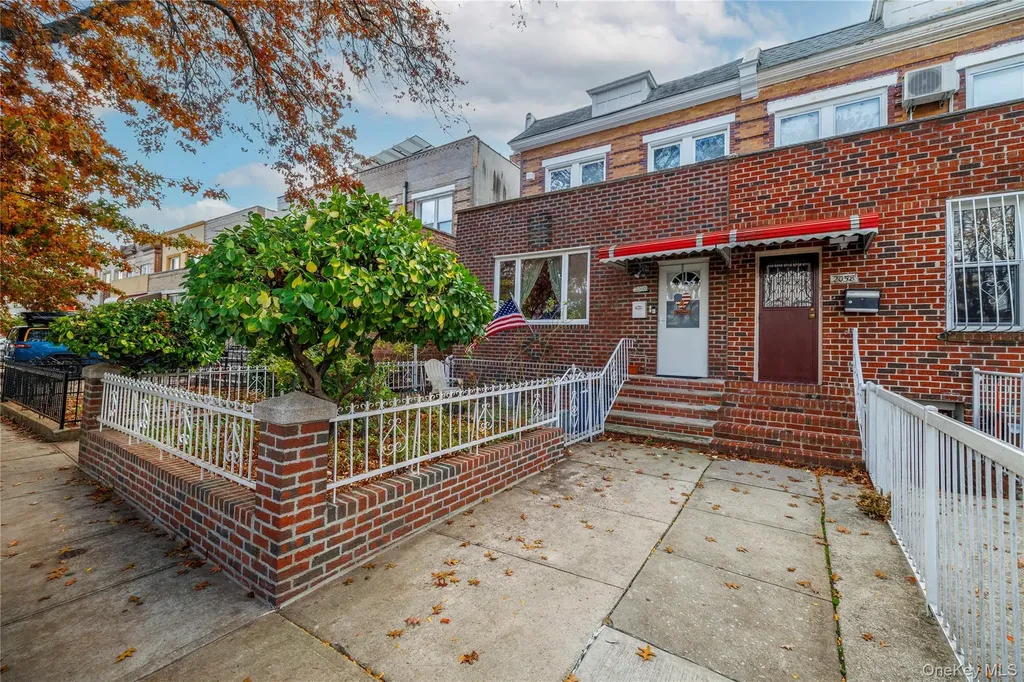 2060 64th Street Brooklyn NY 11204