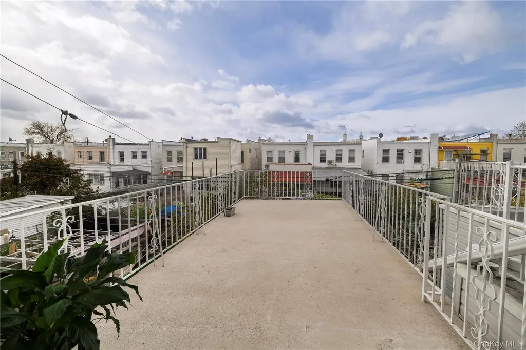 2060 64th Street Brooklyn NY 11204