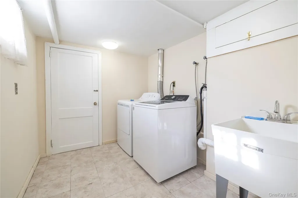 2060 64th Street Brooklyn NY 11204