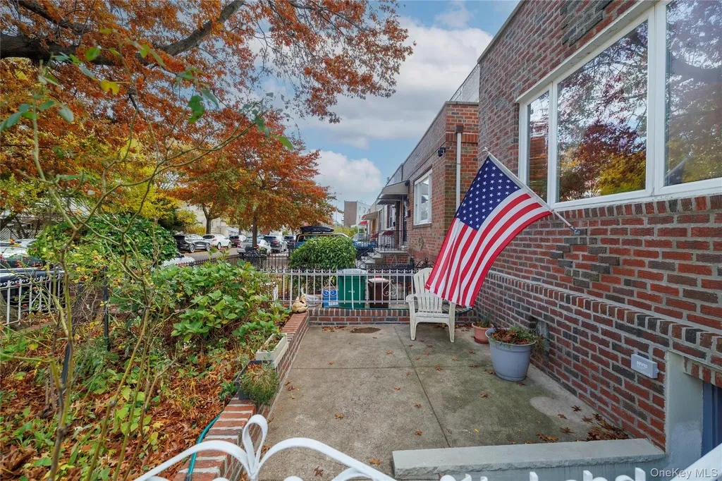 2060 64th Street Brooklyn NY 11204