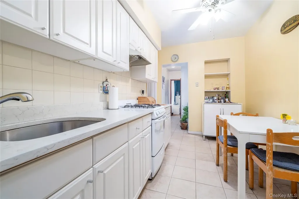2060 64th Street Brooklyn NY 11204