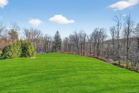 117 Chestnut Ridge Road Bedford NY 10549