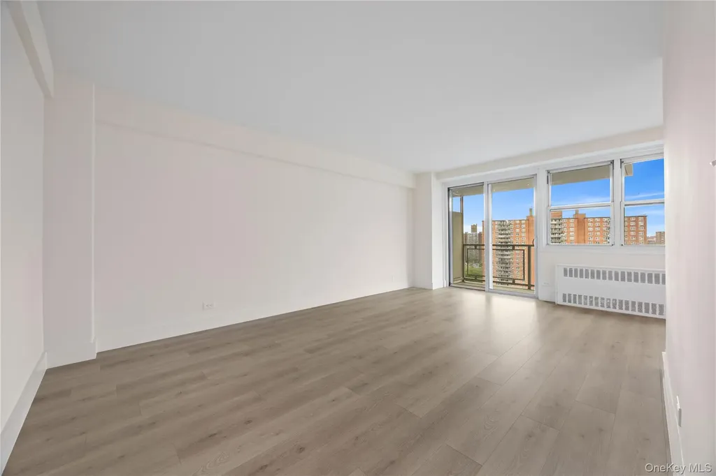 825 Morrison Avenue Bronx NY 10473