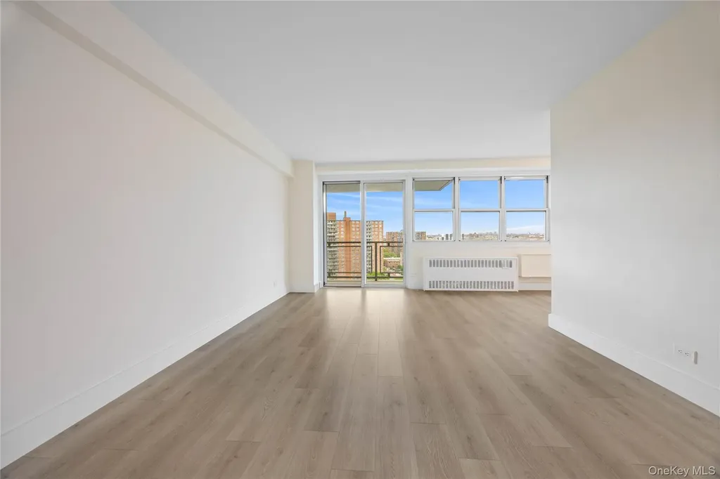 825 Morrison Avenue Bronx NY 10473