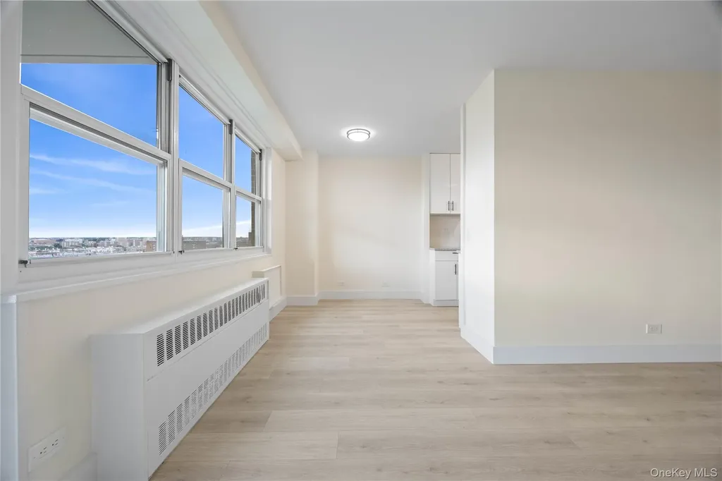 825 Morrison Avenue Bronx NY 10473