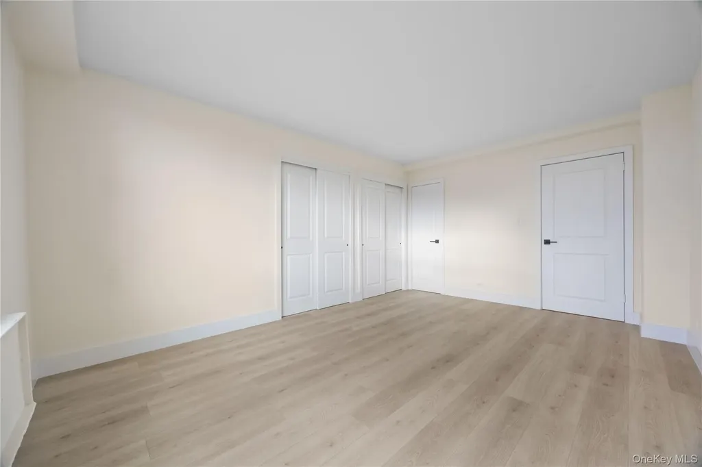 825 Morrison Avenue Bronx NY 10473