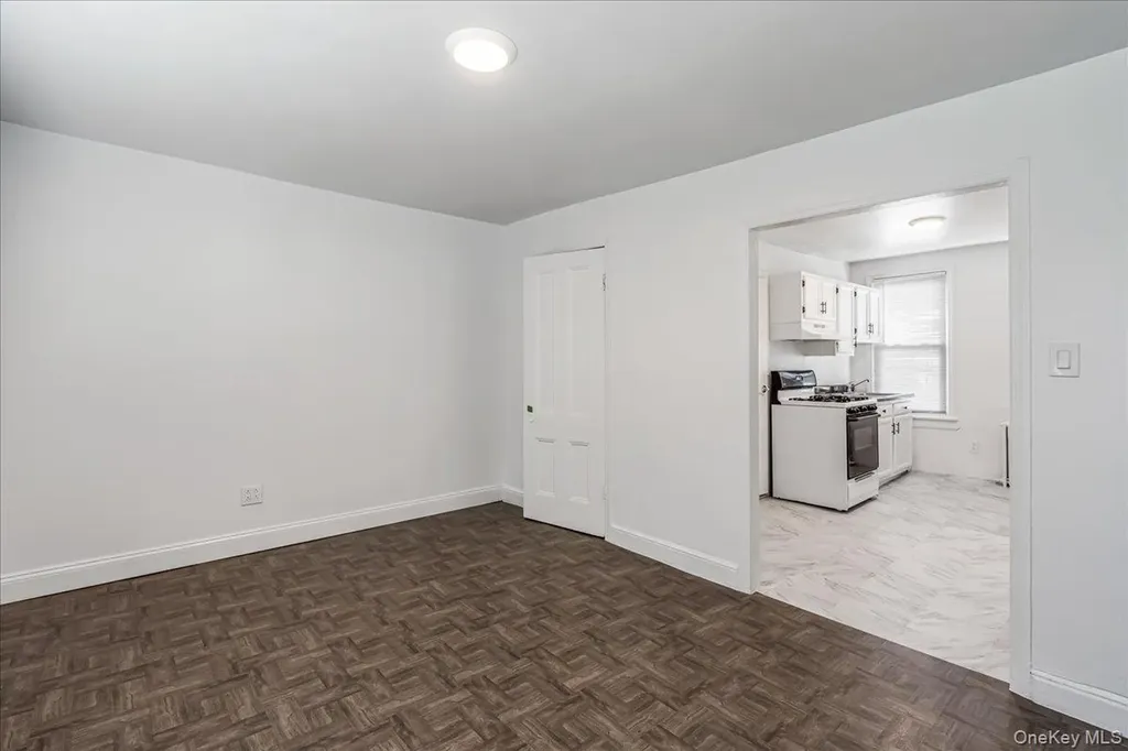 5739 57th Road Maspeth NY 11378