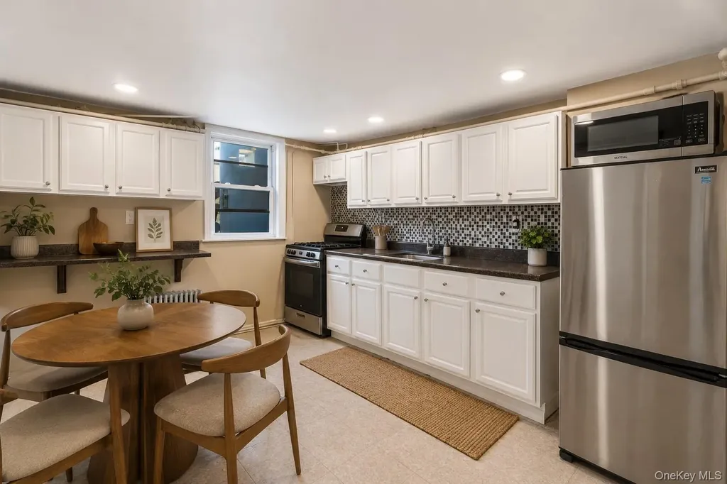 5739 57th Road Maspeth NY 11378