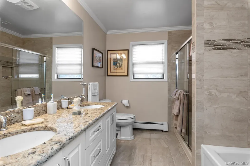 2T Coolidge Avenue Glen Head NY 11545