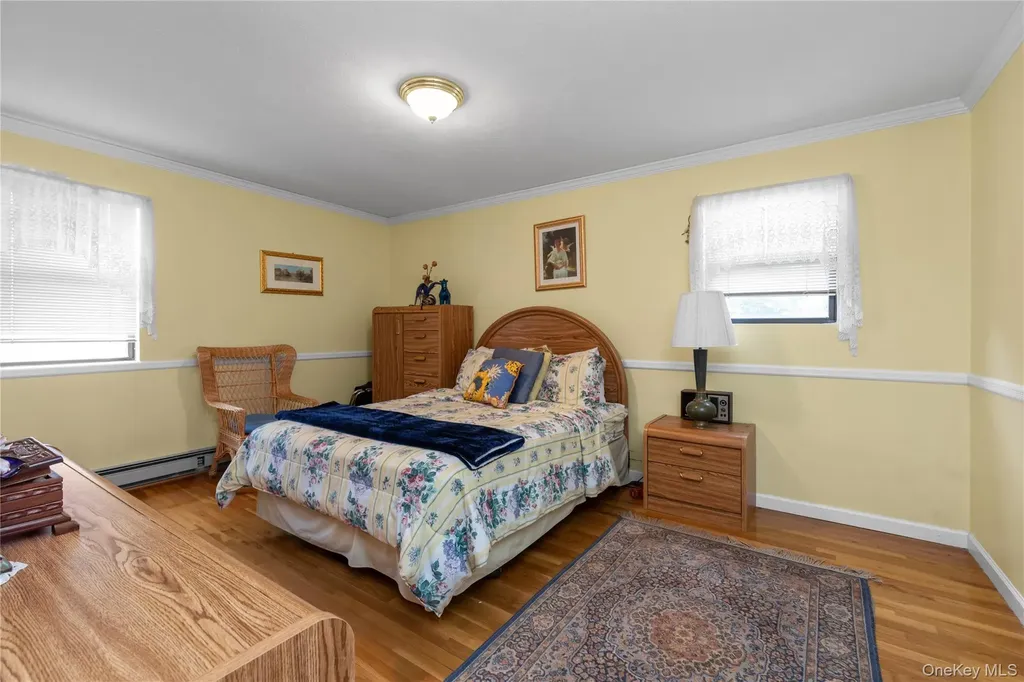 2T Coolidge Avenue Glen Head NY 11545