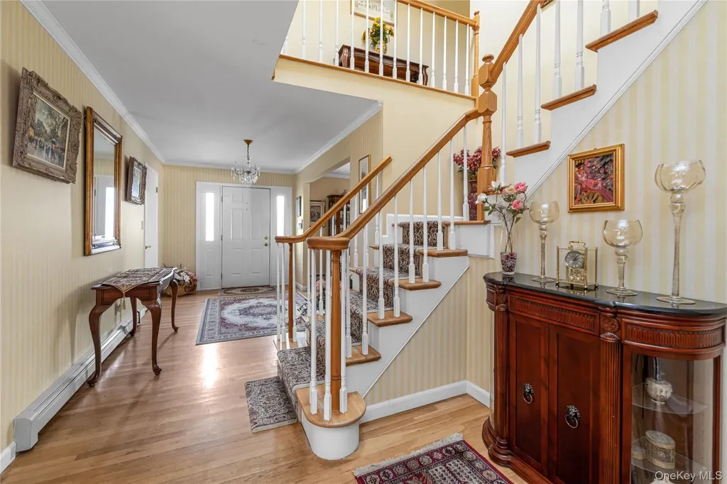 2T Coolidge Avenue Glen Head NY 11545