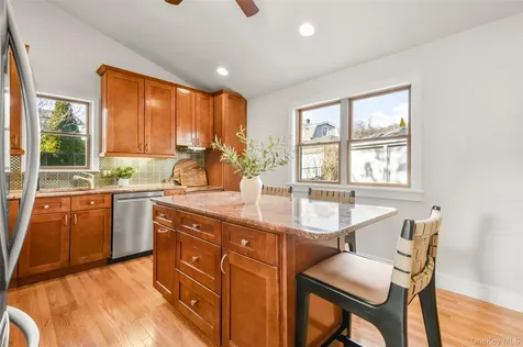 103 Old White Plains Road Tarrytown NY 10591