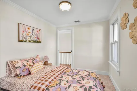103 Old White Plains Road Tarrytown NY 10591