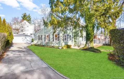 103 Old White Plains Road Tarrytown NY 10591
