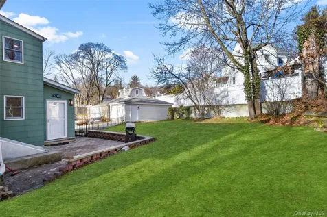 103 Old White Plains Road Tarrytown NY 10591