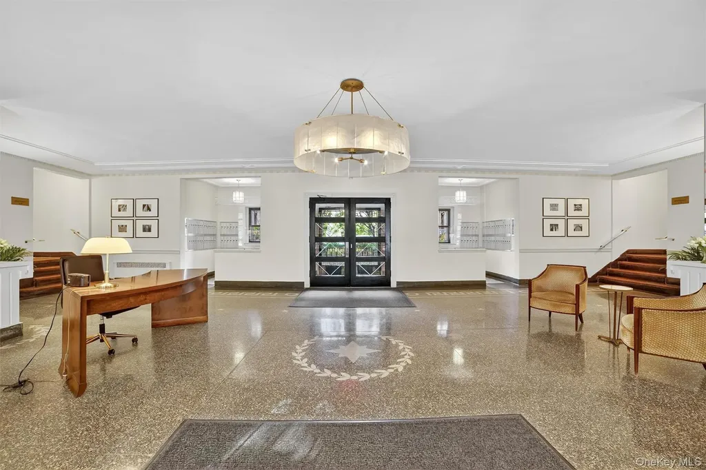 35 Parkview Avenue Bronxville NY 10708