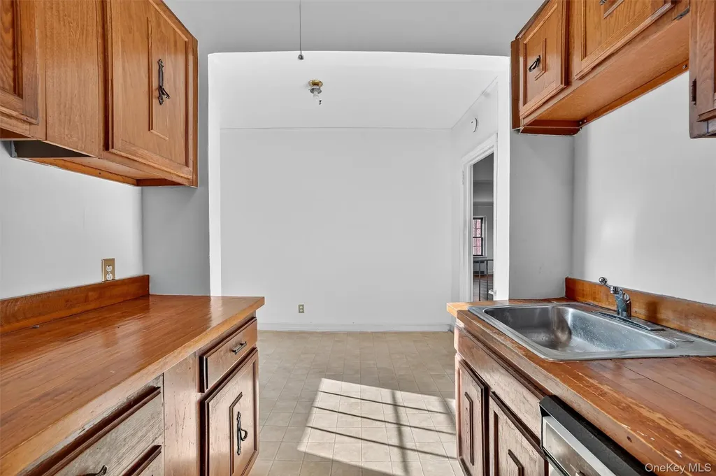 35 Parkview Avenue Bronxville NY 10708
