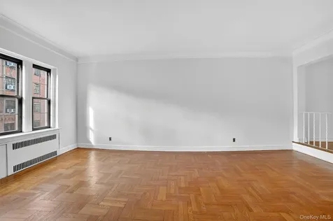 35 Parkview Avenue Bronxville NY 10708