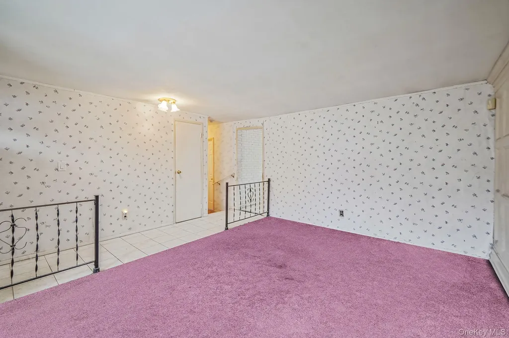 98 Rose Place Selden NY 11784
