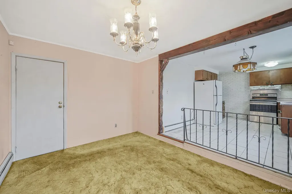 98 Rose Place Selden NY 11784