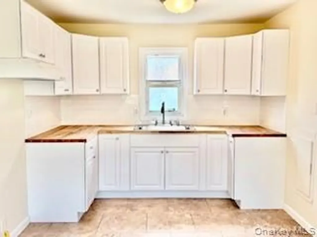 106 Eleanor Avenue Mastic NY 11950