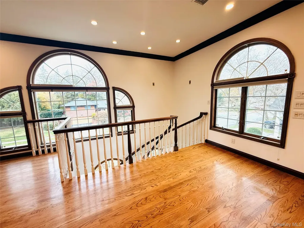 65 Mellow Lane Jericho NY 11753