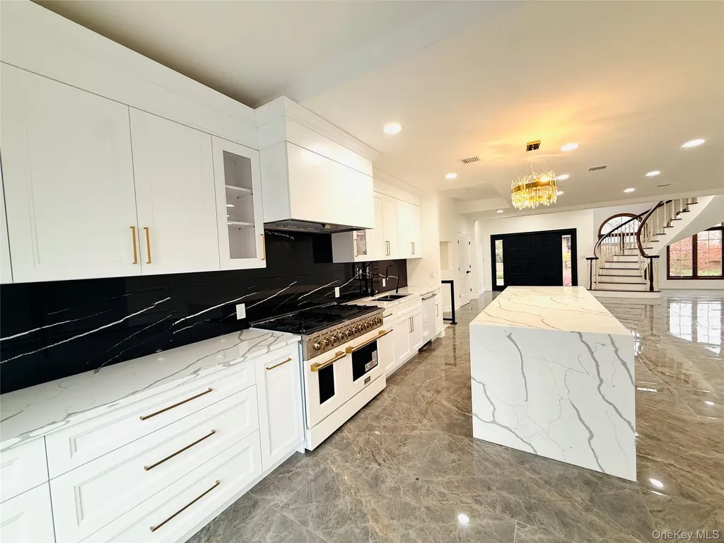 65 Mellow Lane Jericho NY 11753