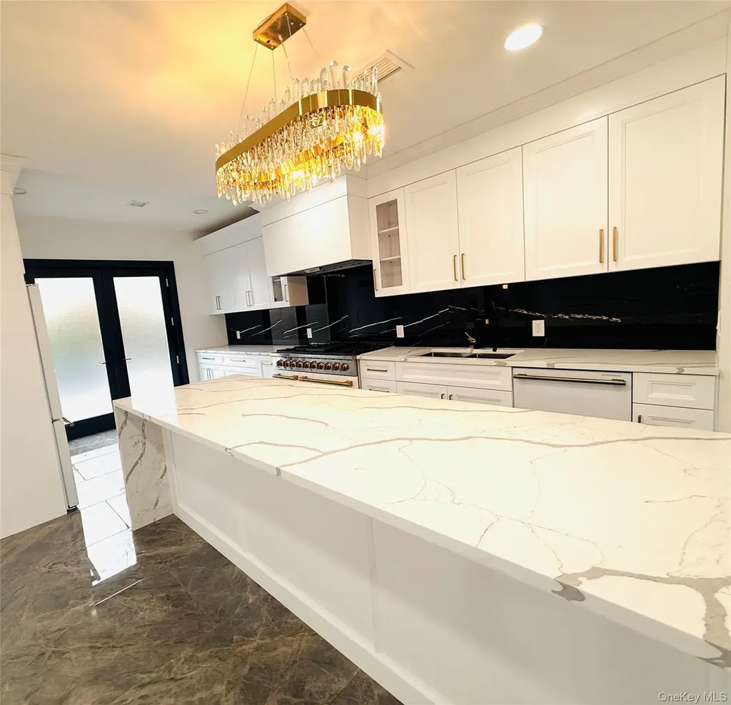 65 Mellow Lane Jericho NY 11753
