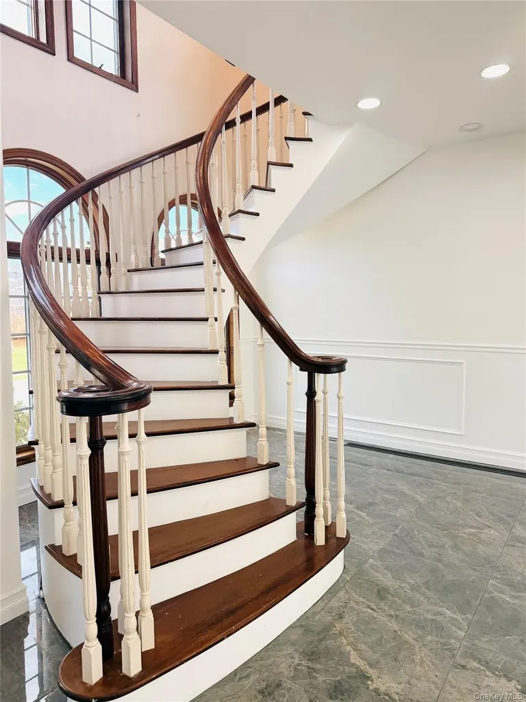 65 Mellow Lane Jericho NY 11753