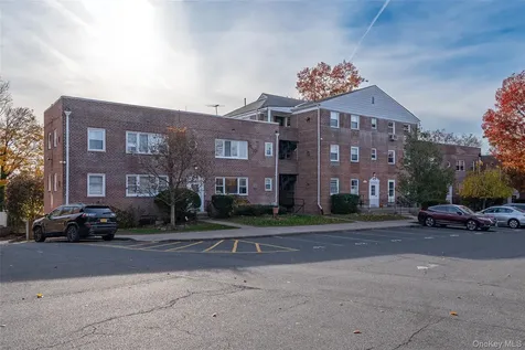 14 Leewood Circle Eastchester NY 10709