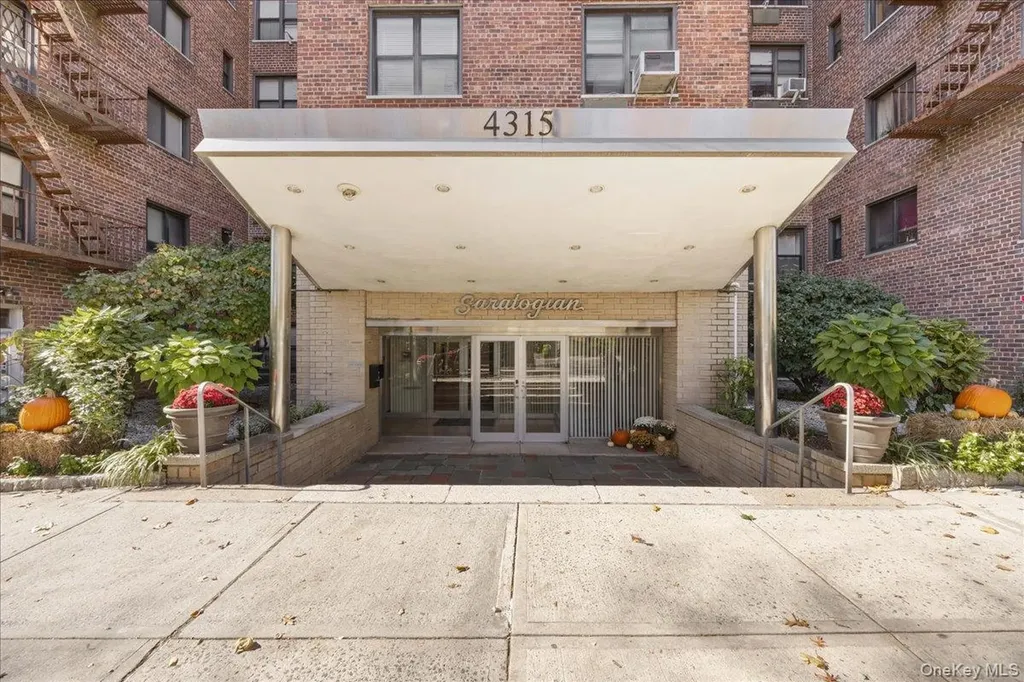 4315 Webster Avenue Bronx NY 10470