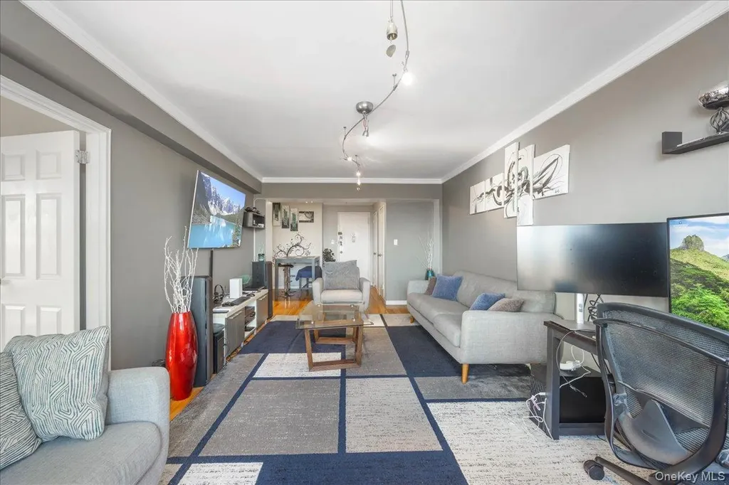 4315 Webster Avenue Bronx NY 10470