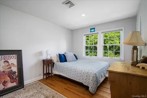 4 Wagon Wheel Road Mamaroneck NY 10543