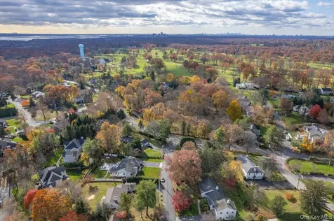 4 Wagon Wheel Road Mamaroneck NY 10543