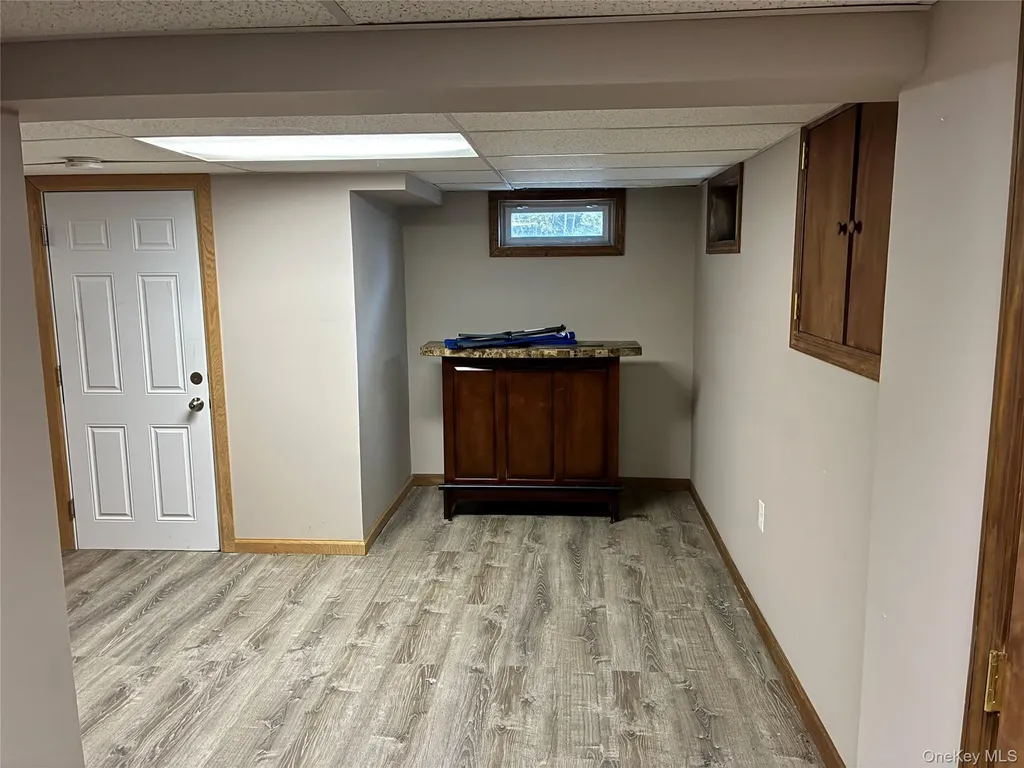 86 Scarcliffe Drive Malverne NY 11565