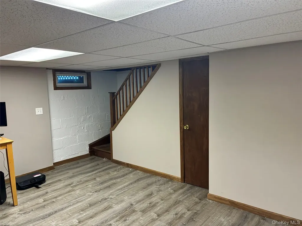86 Scarcliffe Drive Malverne NY 11565