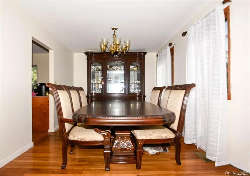 29 Andover Drive Deer Park NY 11729