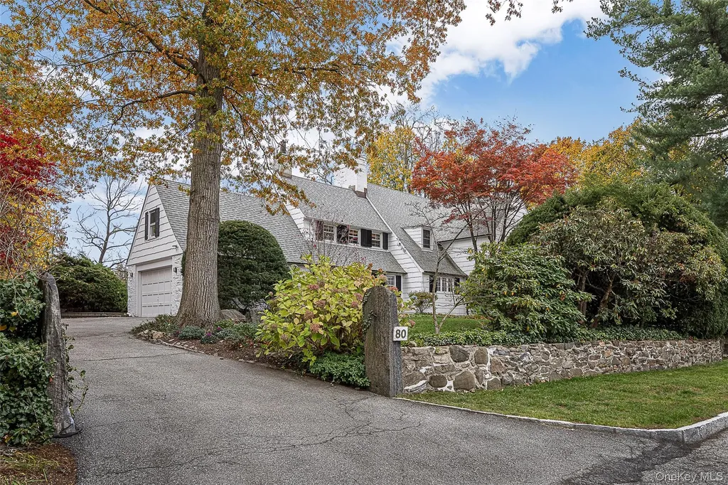 16 Aka 80 Hereford Road Bronxville NY 10708