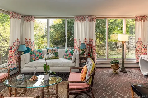 16 Aka 80 Hereford Road Bronxville NY 10708