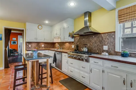 361 Albany Avenue Kingston NY 12401