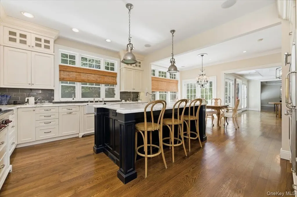 134 Dutchess Boulevard Atlantic Beach NY 11509