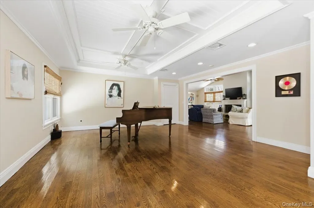 134 Dutchess Boulevard Atlantic Beach NY 11509