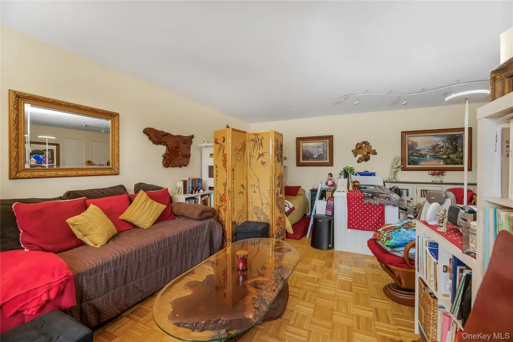 679 Warburton Avenue Yonkers NY 10701
