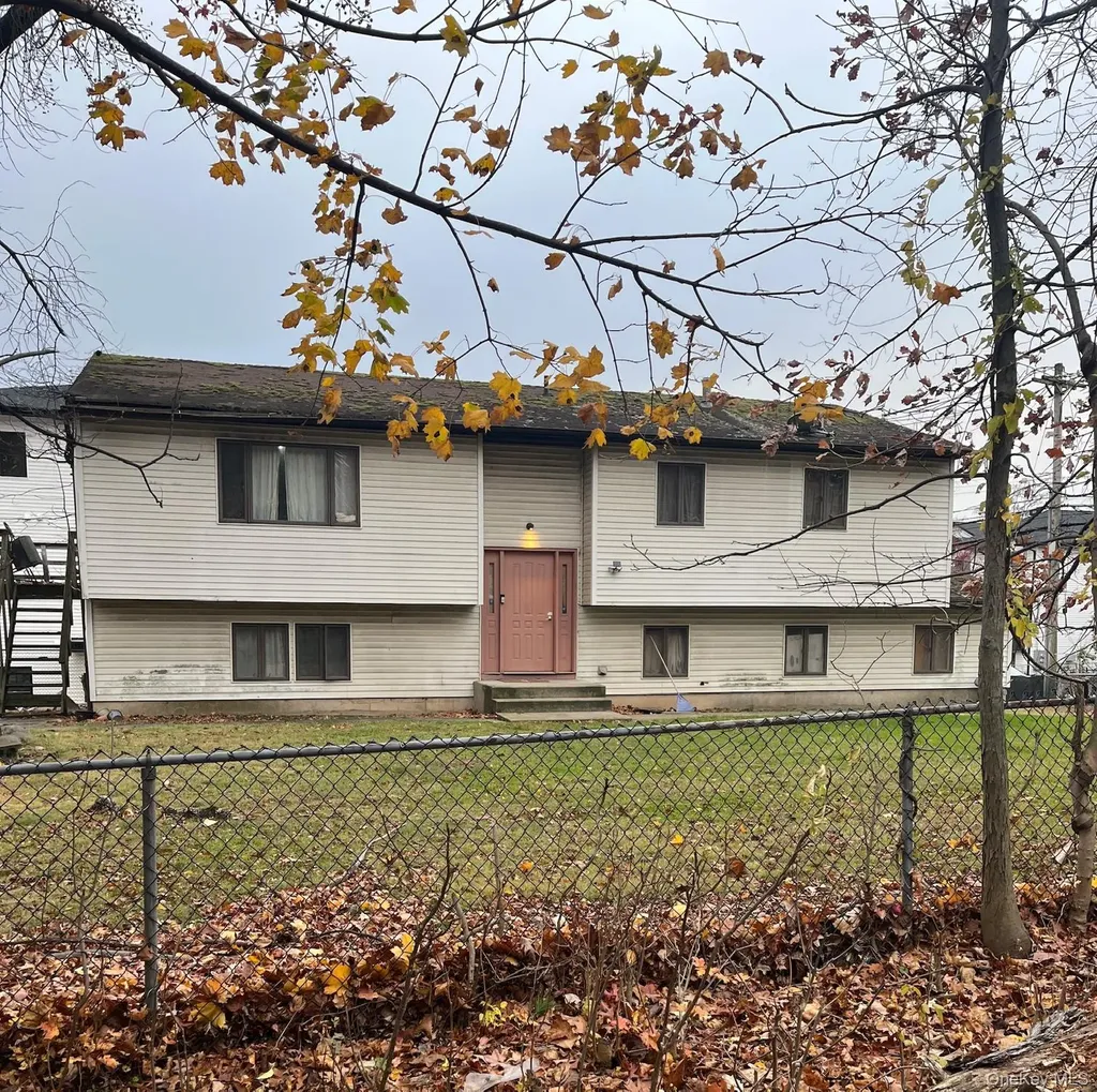 136 Union Road Spring Valley NY 10977