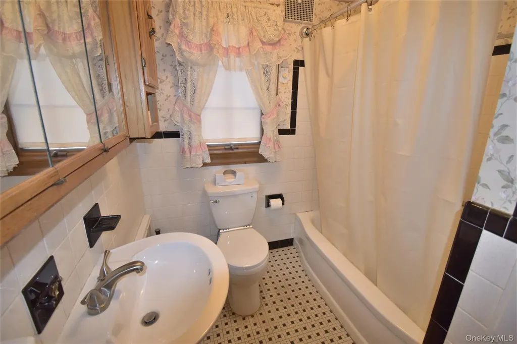297 Clarice Boulevard Holbrook NY 11741