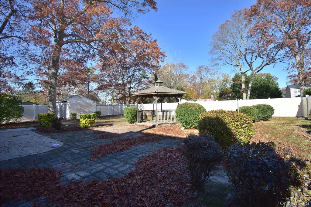 297 Clarice Boulevard Holbrook NY 11741