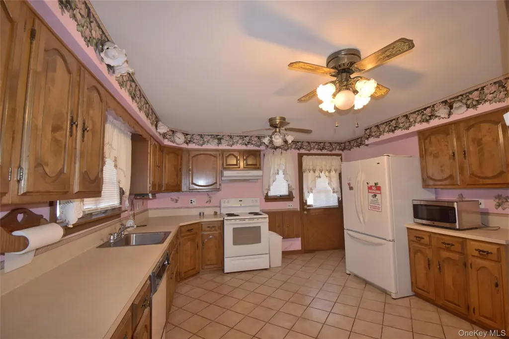 297 Clarice Boulevard Holbrook NY 11741