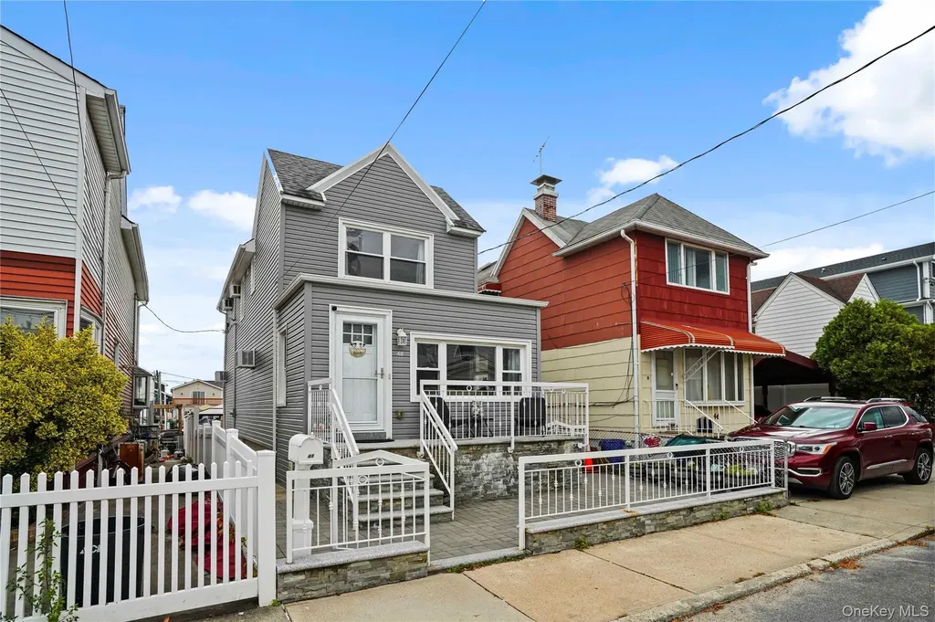 48 Gotham Avenue Brooklyn NY 11229