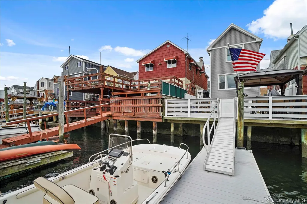 48 Gotham Avenue Brooklyn NY 11229